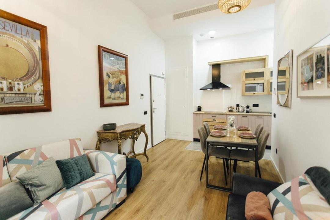 Modern With Seasonal Swimming Pool- 1bd 1bth- Goyeneta Apartament *