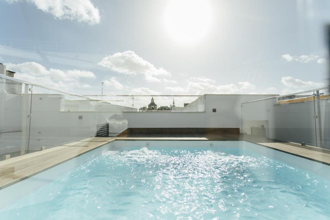 Modern With Seasonal Swimming Pool- 1bd 1bth- Goyeneta Apartament Sevilla