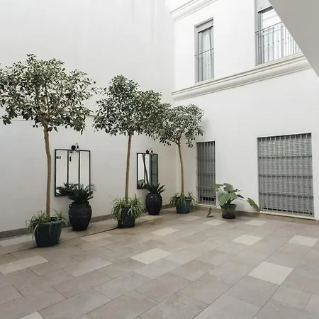 Modern With Seasonal Swimming Pool- 1Bd 1Bth- Goyeneta Apartamento Sevilha Exterior foto