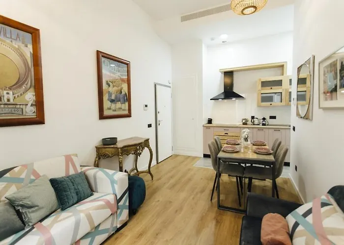 Modern With Seasonal Swimming Pool- 1Bd 1Bth- Goyeneta